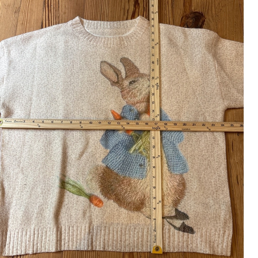 SHEIN Curve Peter Rabbit Graphic Sweater Women Oatmeal Beige Oversized SIZE 1XL - Picture 3 of 5